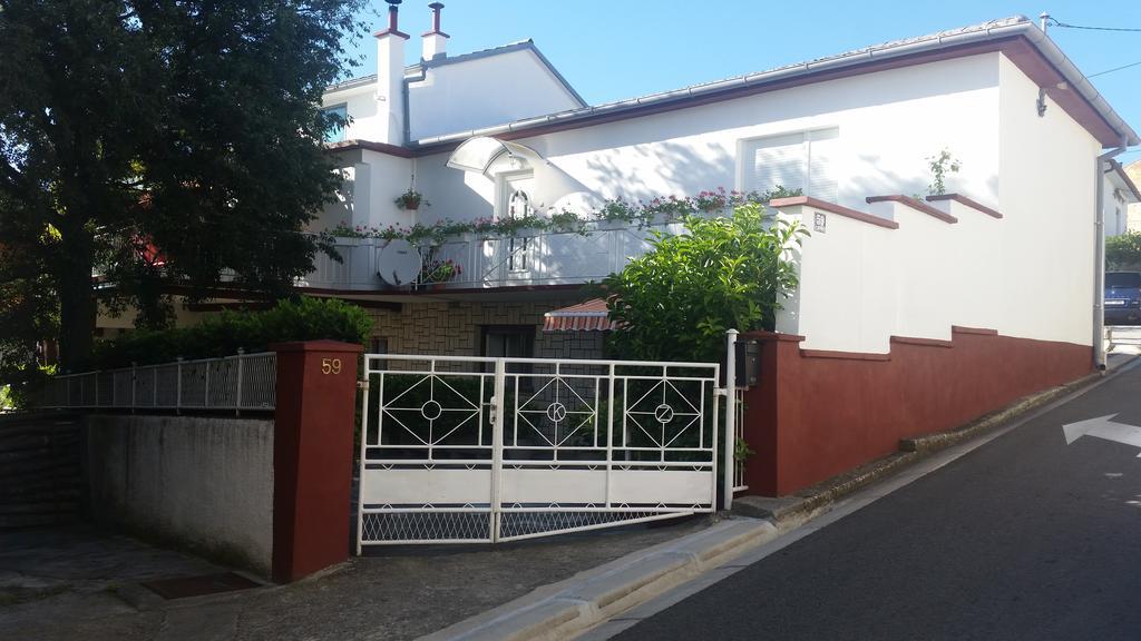 Apartment Dino Novi Vinodolski Εξωτερικό φωτογραφία